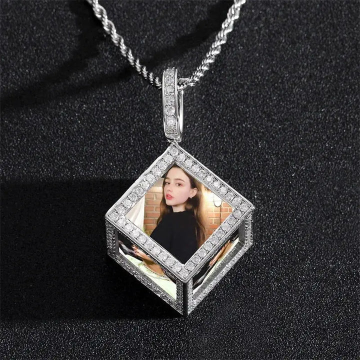 Collier Cube avec Photos