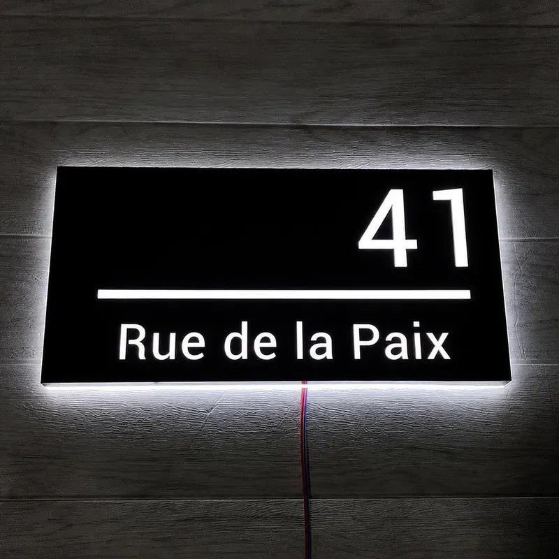 Plaque de Maison Originale et Éclairée